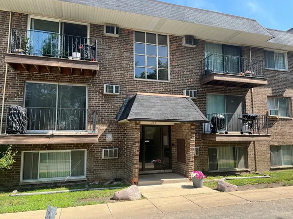 215 S Hale St APT 8A, Addison, IL 60101