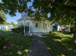 401 N College St, Joseph, OR 97846