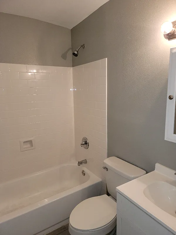 Beautifully Renovated Home — Photo 3