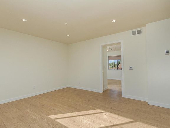 3rd image of 6024 Fayette St APT 3