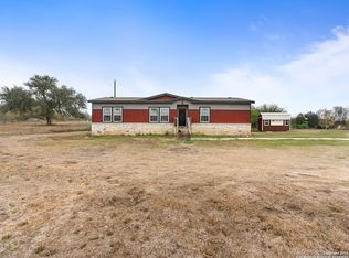 3809 Callihan, Luling, TX 78648