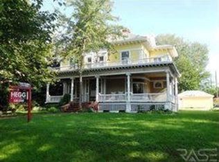 618 W 9th St, Sioux Falls, SD 57104