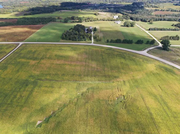 30th St SE, Eyota, MN 55934