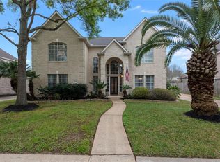 2410 Lakeside Dr, Seabrook, TX 77586