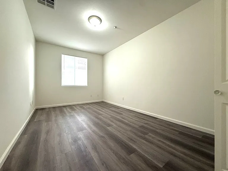 3317 Del Mar Ave #C — Photo 9