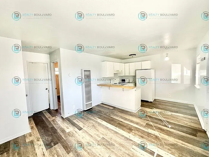 929 Willow St #5 — Photo 2