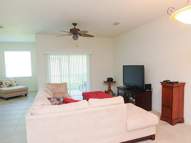3499 Parkridge Cir — Photo 5