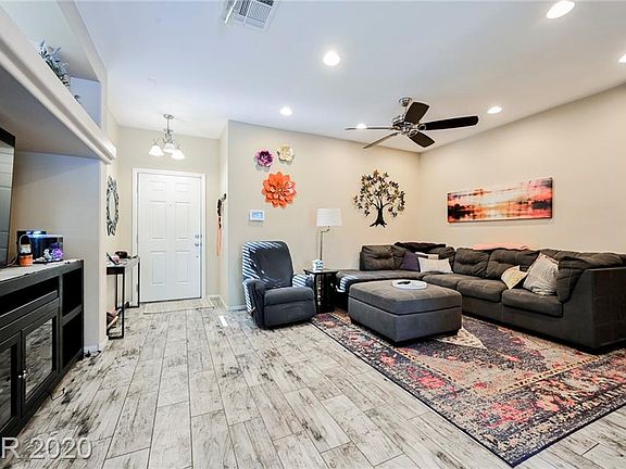 3rd image of 3737 Raven Peak Ave