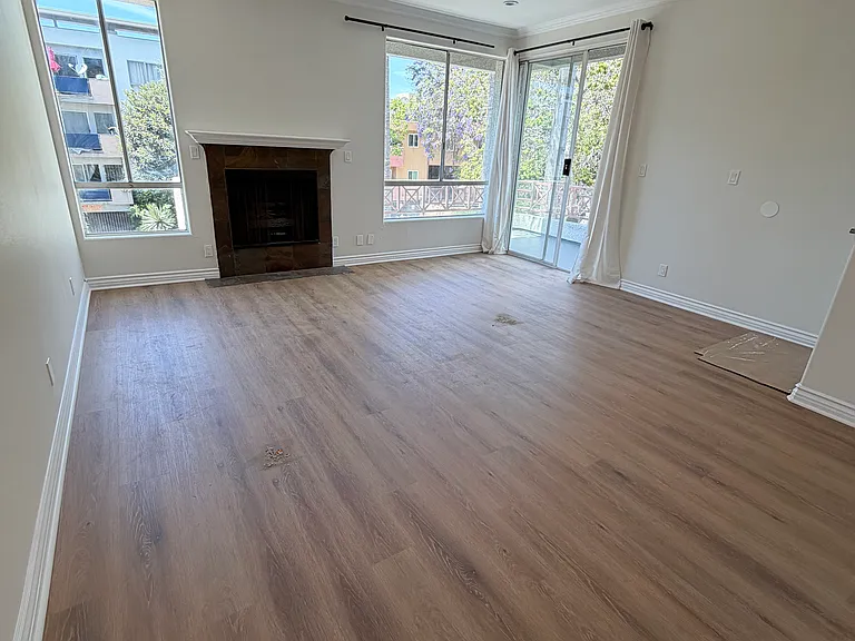 Detroit Luxe Apartments — Photo 10