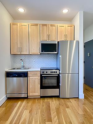 1st image of 128 W 13th St APT 39