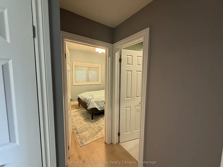 658 Johnston Park Ave — Photo 16