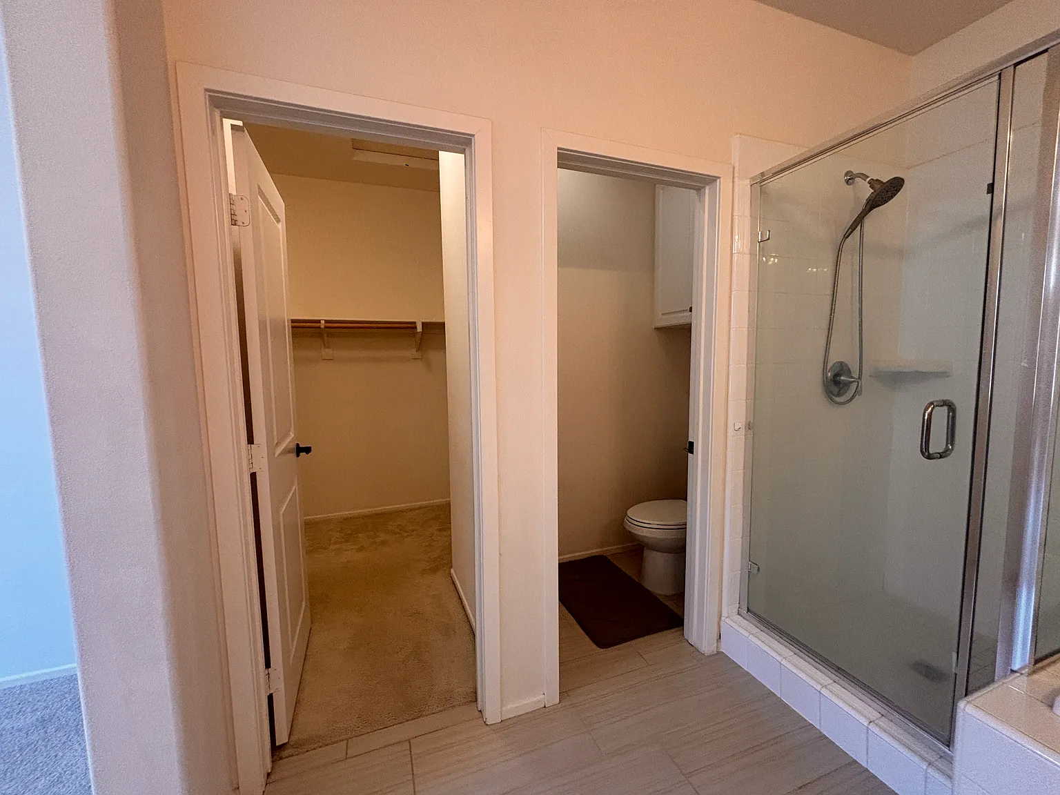 3 bed, 2.5 bath, 1300 sqft, $1,500 — Photo 3