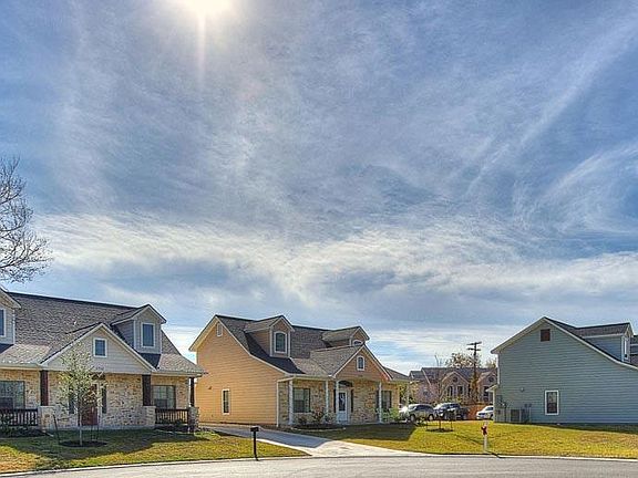 3rd image of 1706 Boardwalk Ct