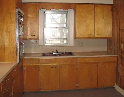 5th image of 205 N Gregg Ave