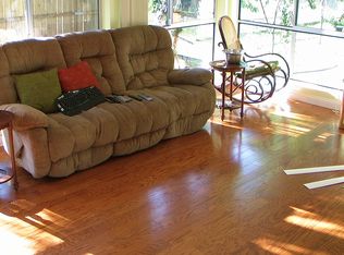 3905 Nicholson Rd, Vancouver, WA 98661