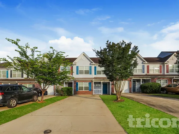 740 Parkway Rd, Union City, GA 30291