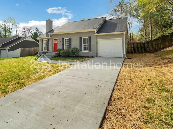 6530 Touchwood Dr, Charlotte, NC 28227