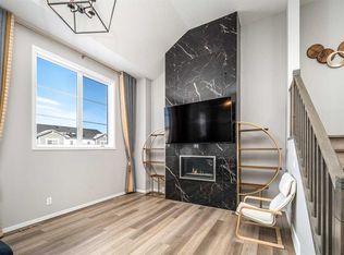 148 N Carringham Rd NW, Calgary, AB T3P1V3