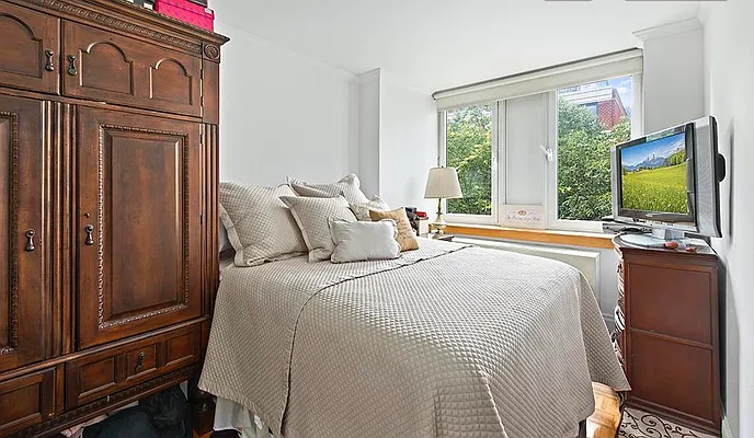 Rented by Bond New York | media 2