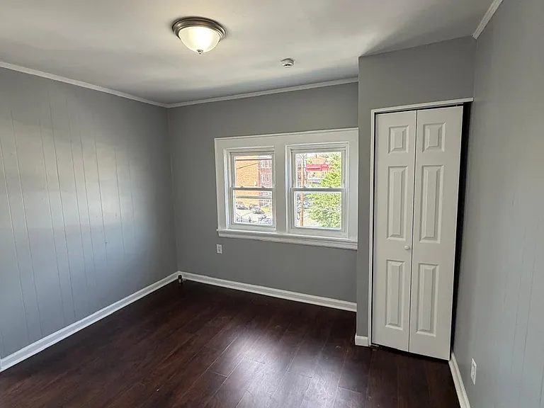 539 Scotland Rd — Photo 3