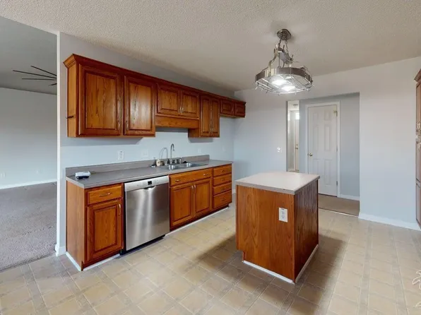 2512 Jibe Dr, Pensacola, FL 32507