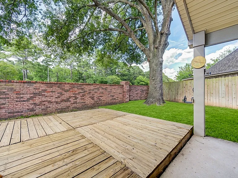 8418 Mosshang Ct — Photo 3