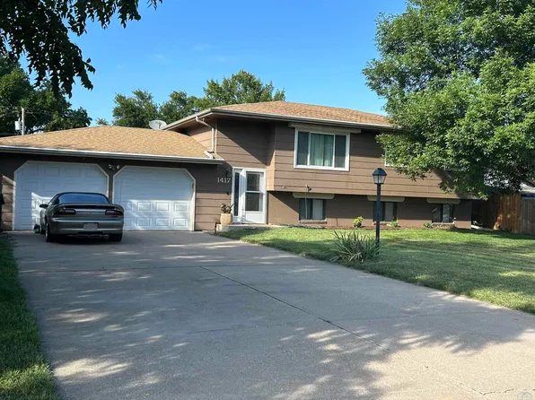 1417 Elm St, Dakota City, NE 68731