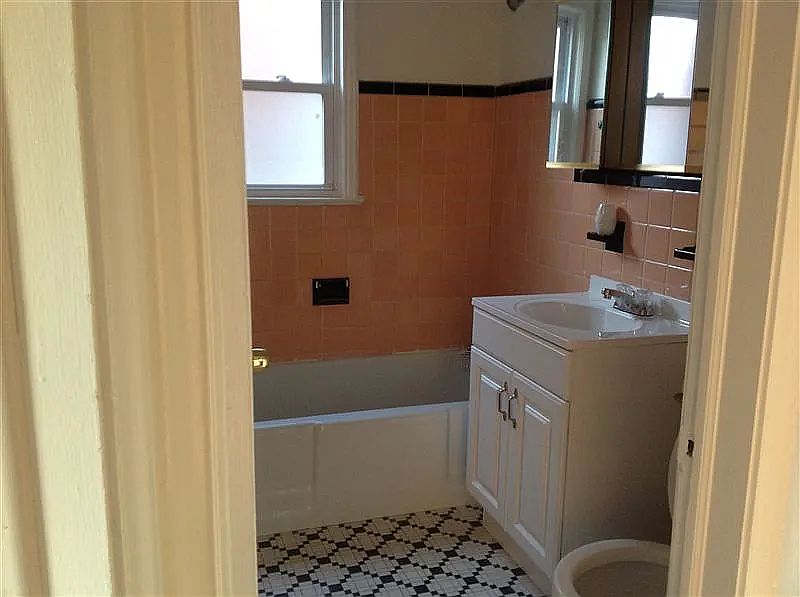 1st image of 20127 Northlawn St