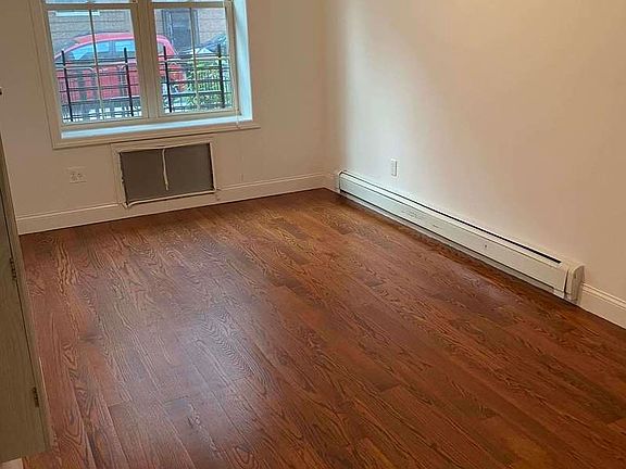 4th image of 30-83 32nd St #1T