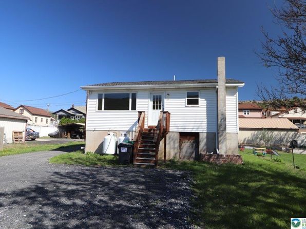 45 Moyer Pl, Palmerton, PA 18071