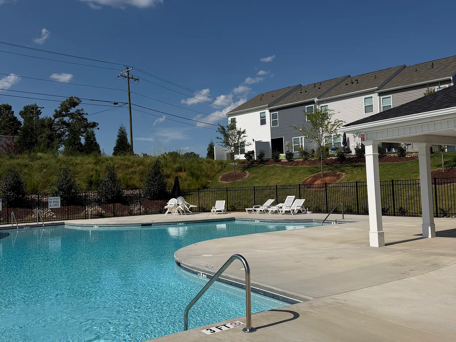 3 bed, 1500 sqft, $1,950 — Photo 4