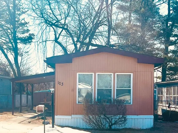 103 Edbert St, Chicopee, MA 01020