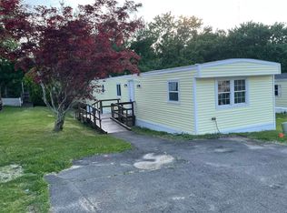 21 Thunderbird Dr, Naugatuck, CT 06770