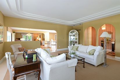 4th image of 20714 Hunt Club Dr