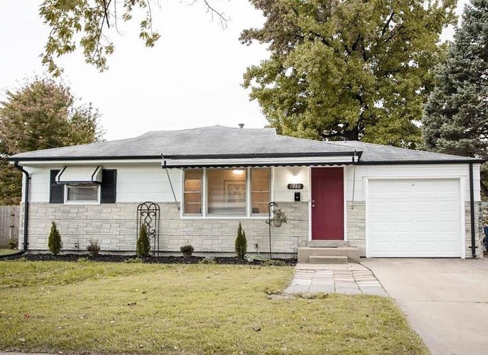 1st image of 1060 Flora Ln