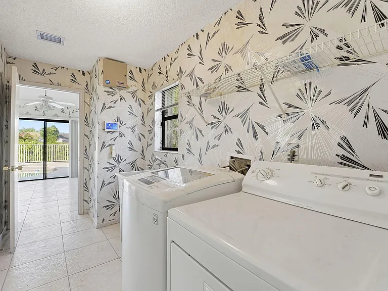9476 El Clair Ranch Rd — Photo 21