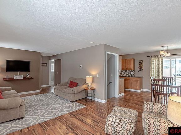 3rd image of 417 Linda Dr