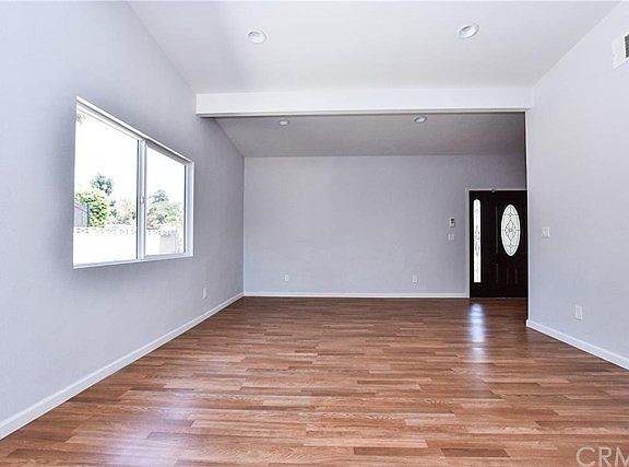 5th image of 4740 Genevieve St
