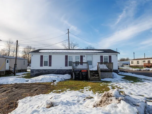 259 Seminole Ave, Corry, PA 16407