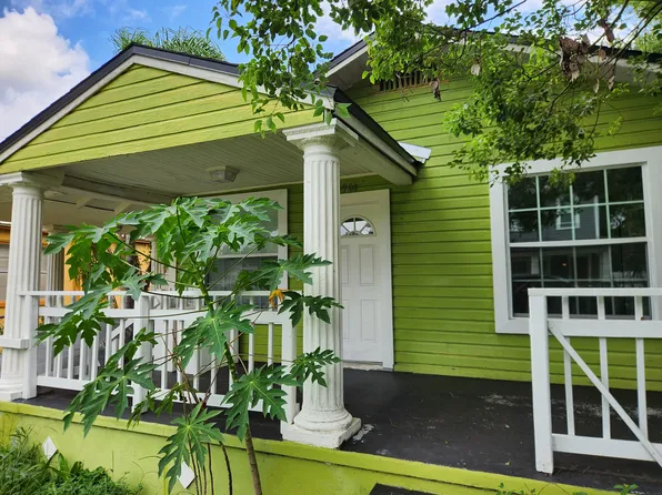 1904 E New Orleans Ave, Tampa, FL 33610