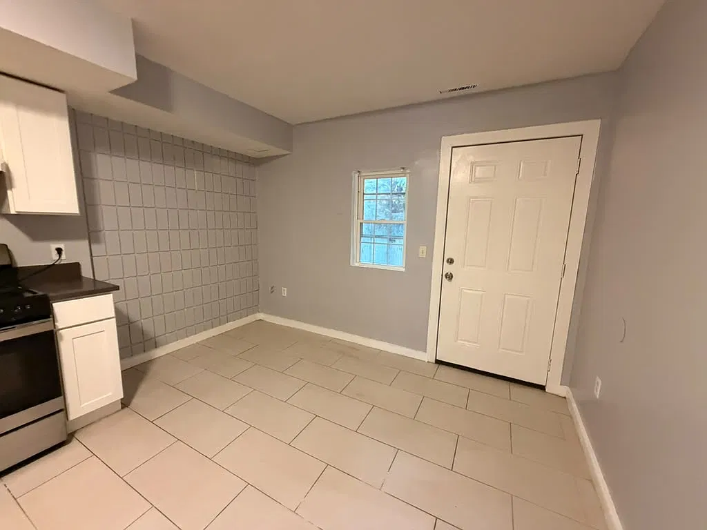 4 bed, $2,095 — Photo 3