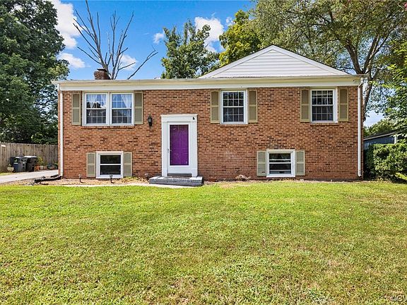 3rd image of 2506 Twain Ln