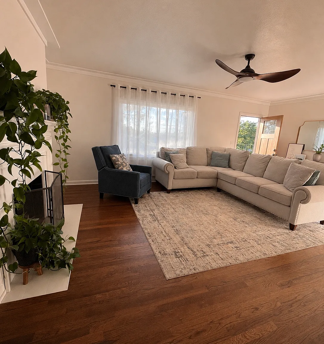 4 bed, 1872 sqft, $2,200 — Photo 2
