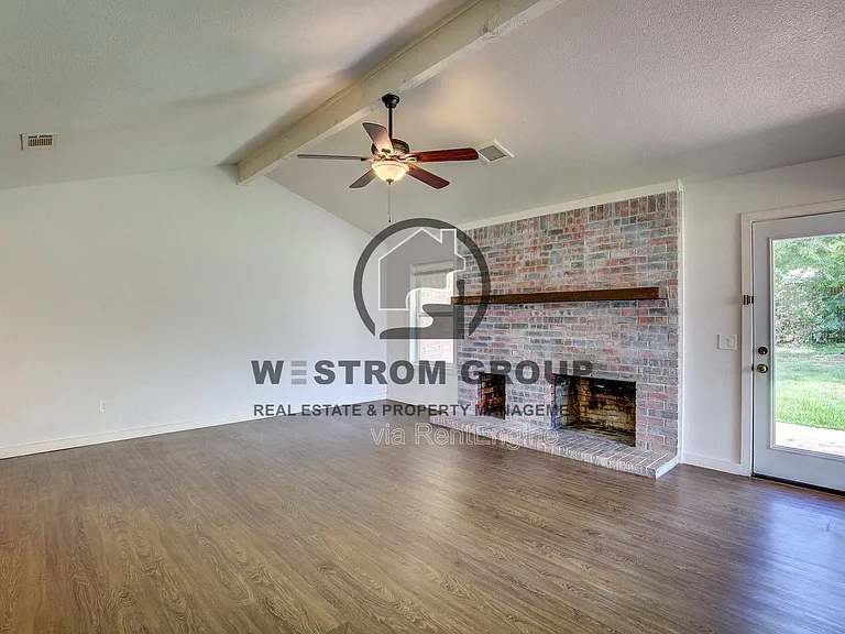 6709 Mabell St — Photo 9