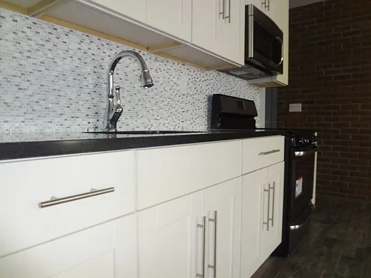Rented by Bohemia Realty Group | media 4