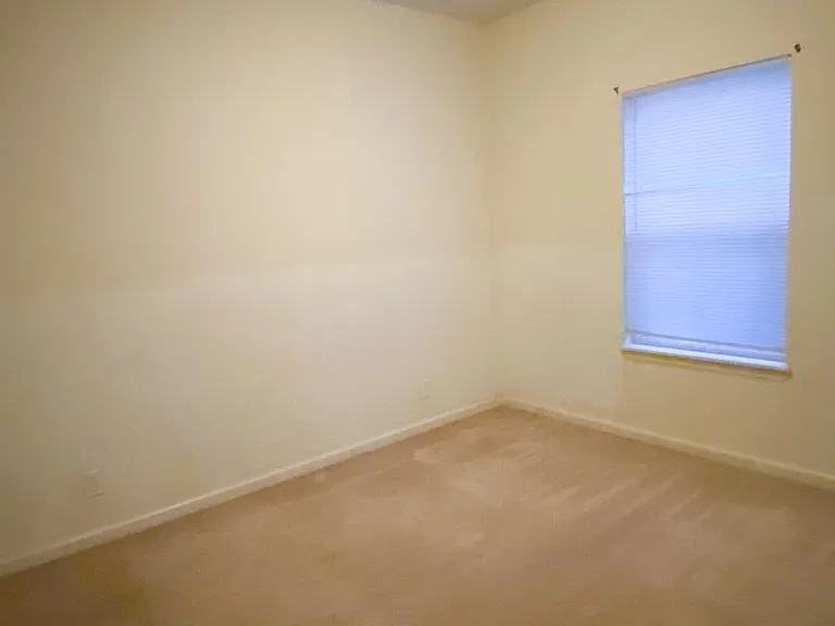 2388 Fleming Dr — Photo 10