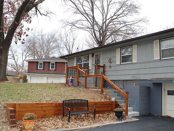 4th image of 7216 Waverly Ave