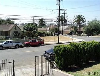 5th image of 502 N Rowan Ave