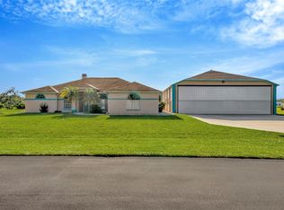 11908 Pilot Country Dr, Spring Hill, FL 34610