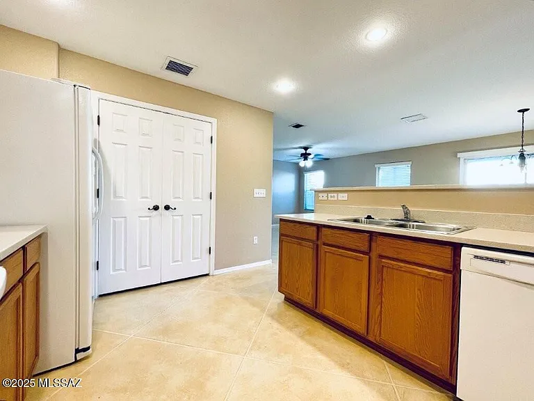 2736 N Neruda Ln — Photo 14